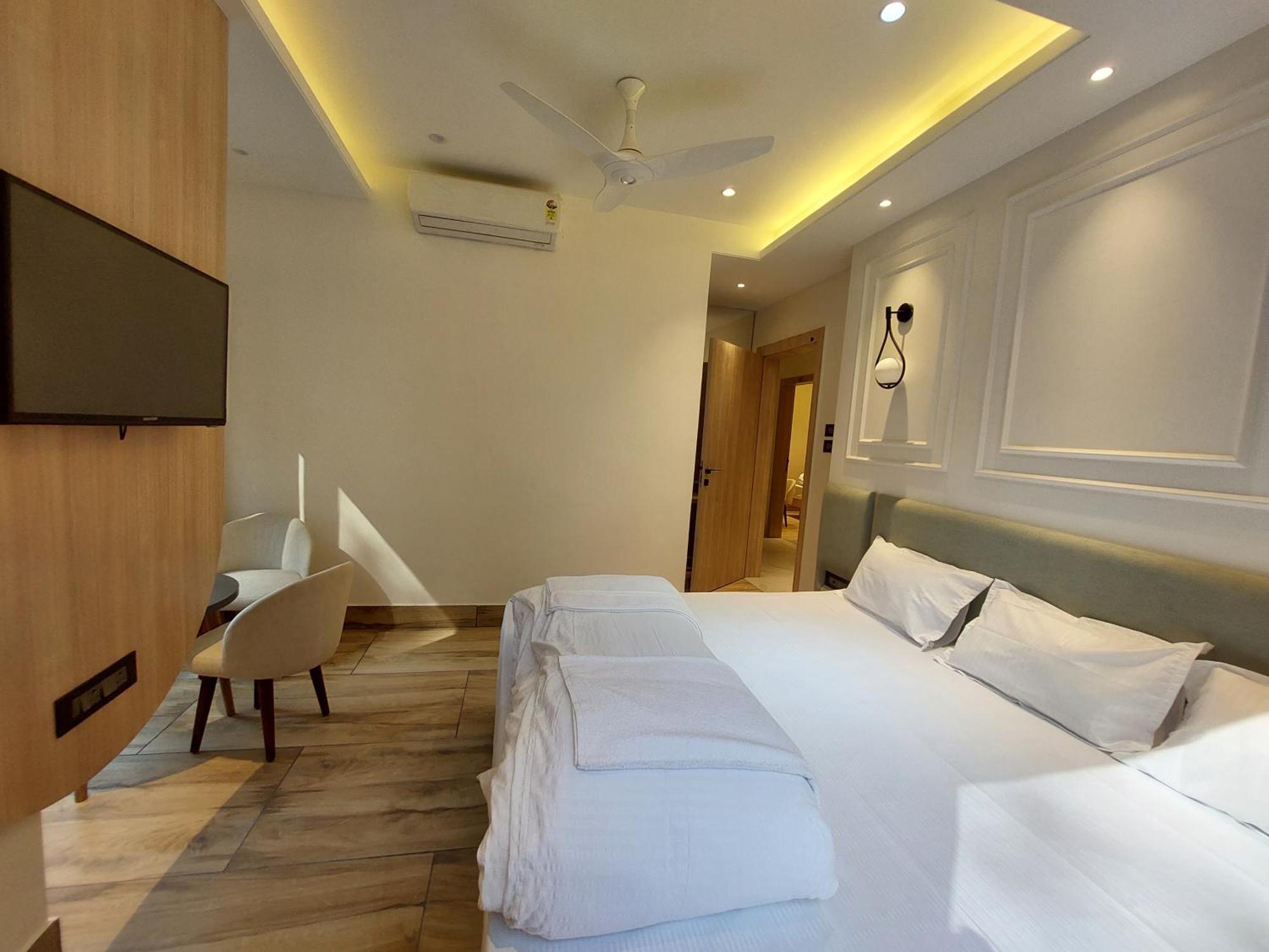 Rajasthani Dhani Hotel Khanapara Dış mekan fotoğraf